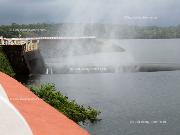 Selaulim Dam in Goa